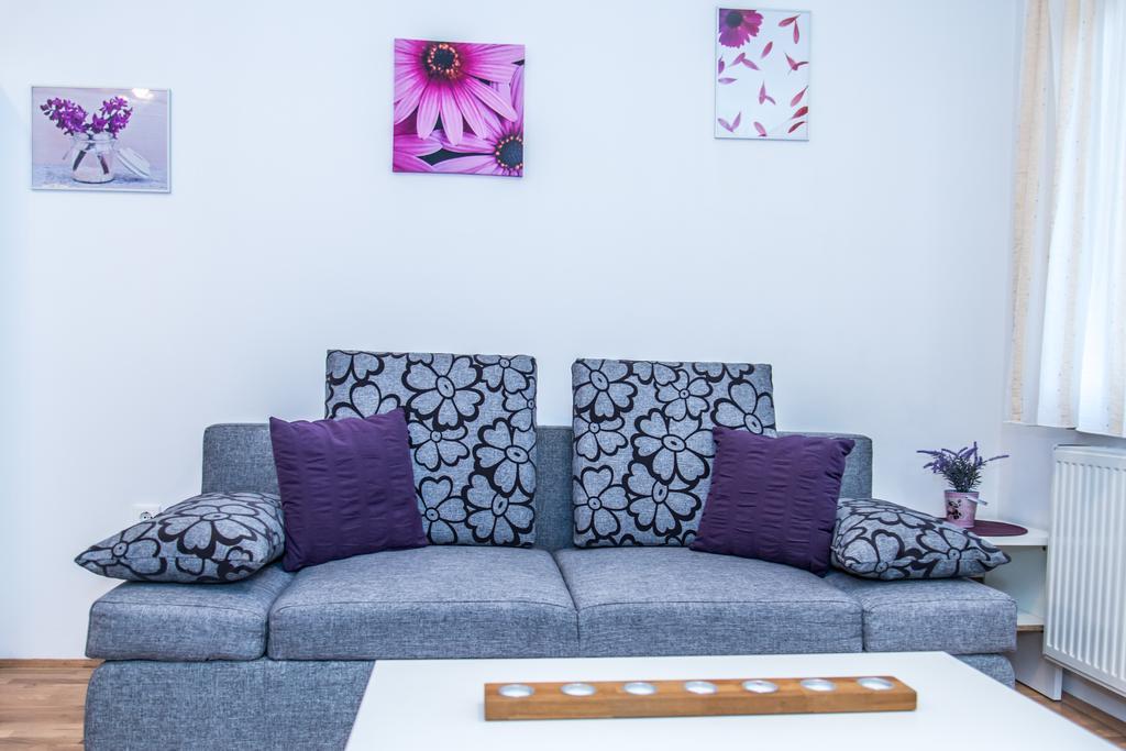 Apartment Flores أوسييك المظهر الخارجي الصورة