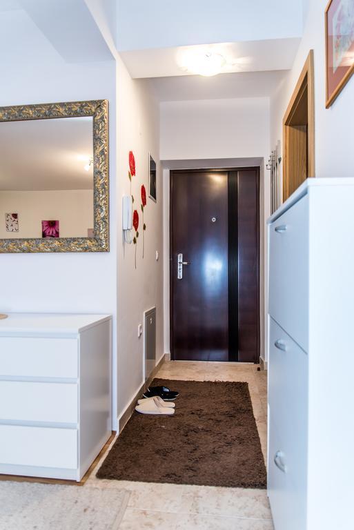 Apartment Flores أوسييك المظهر الخارجي الصورة
