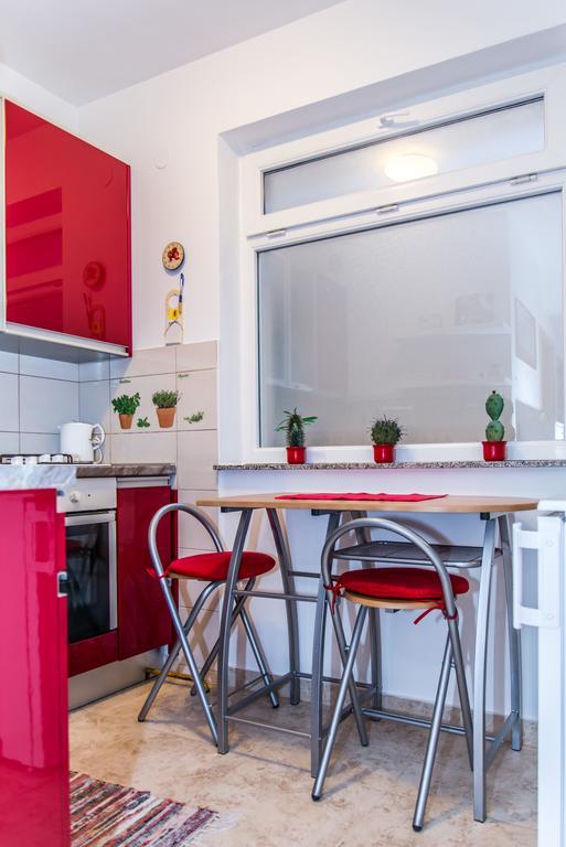 Apartment Flores أوسييك المظهر الخارجي الصورة