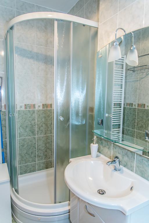 Apartment Flores أوسييك المظهر الخارجي الصورة